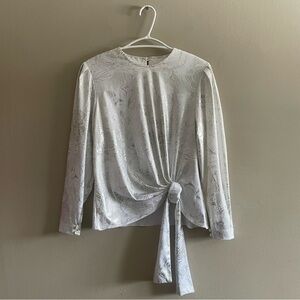 Vintage 80s Career Collection White & Silver Floral Blouse - Size 8 EUC